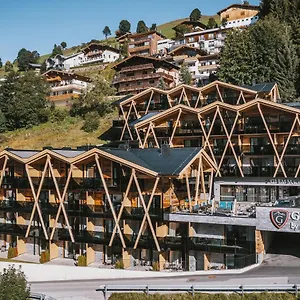 **** Hotel Glemm By Avenida Superior & Residences Österreich